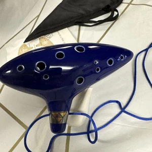 12 Loch Ocarina Legend of Zelda Keramik mit Ständer, Anleitung & Hülle - Bild 1 von 10