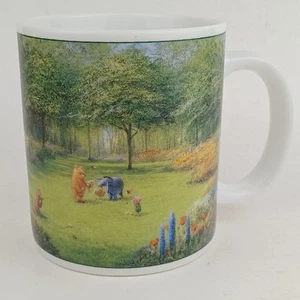 Taza de café de cerámica Disney "Pooh's Garden" 4,5" T x 4" D - Imagen 1 de 6