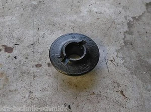 Ventilfederteller oben von MAN 4P1 Oldtimer Traktor (auch 2P1)  - Bild 1 von 2