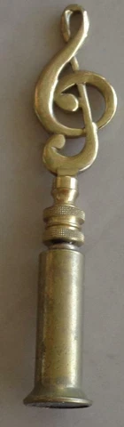Vintage Solid Brass Treble Clef Finial with Extension Adapter - VGC - COLLECT Cover