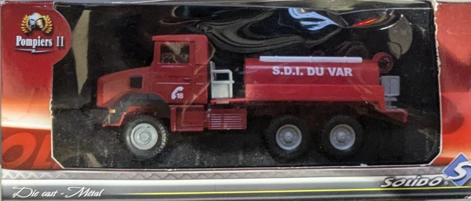 Solido 50531 1:43 Die Cast Metal Renault 180 Camion Citerne Gran Capacidad Foto 1 de 1
