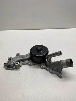 Pompe à eau de refroidissement Dodge Challenger 2015 pompe à eau 05184498 essence 224kW OSA5034 - Photo 1/4