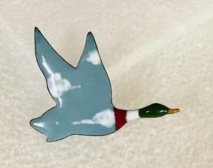 Beautiful Artisan Mallard Duck with Clouds - Enamel over Copper Pin Brooch - Picture 1 of 3