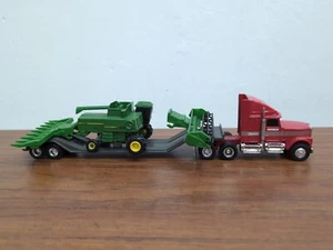 1/64 Ertl Toy Hoober Tractor Trailer Truck Dealership Set Case IH - Picture 1 of 3