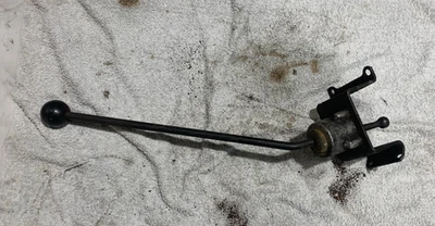 LAND ROVER SERIES 2 -GEAR LEVER ASSY + KNOB-  GOOD CONDITION - Image 1 of 2