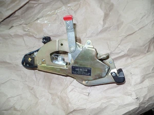 MERCEDES W129 Convertible Top Latch sl R129 300sl 500sl 320 600 500 1298000574 - Picture 1 of 12