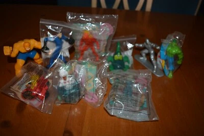 FIGURA DE ACCIÓN MARVEL COMIDA RÁPIDA: LA COSA, HULK, FANTASTICO FOUR, SILVER SURFER Foto 1 de 4