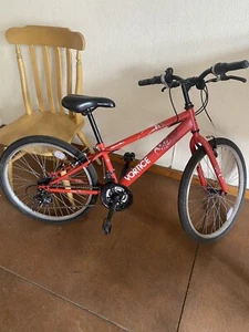 Bicycle - Picture 1 of 5