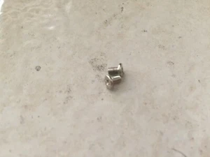 visserie x2 dalle écran pièce détachée pc portable HP PAVILION ZV6000  - Picture 1 of 1