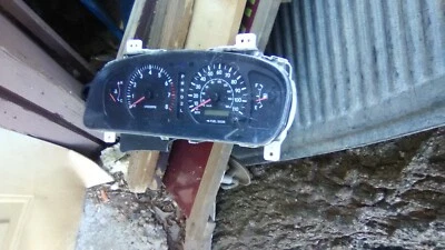 Velocímetro Toyota Sienna 1998-2003 Foto 1 de 3