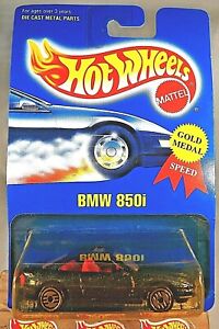 1991 Vintage Hot Wheels Blue Card #255 BMW 850i Dark Blue w/Chrome UH Sp Wheels