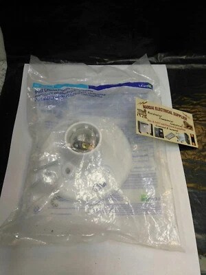 Leviton Pull Chain plastic LampHolder R50-8827-CW4 (32D2 - Image 1 of 4