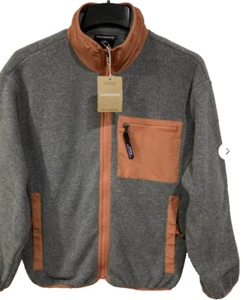 NWT Patagonia Women’s Synchilla Fleece Jacket Nickel W/ Burl Red Size Small - Bild 1 von 2