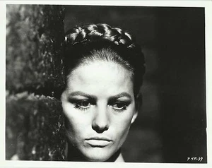 RETRATO de CLAUDIA CARDINALE en "La Pantera Rosa"" Original Vintage 1965 - Imagen 1 de 1