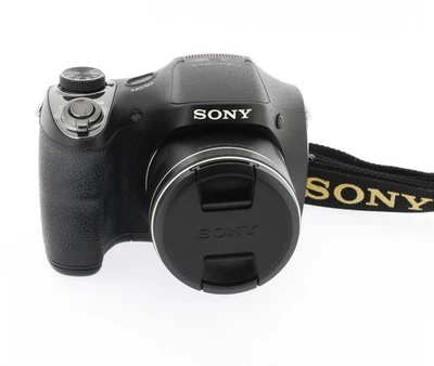Sony DSC-H300 avec Sony lens 3.0-5.9 4.5-157.5 équivalent 25–875 mm  35x - Photo 1/4