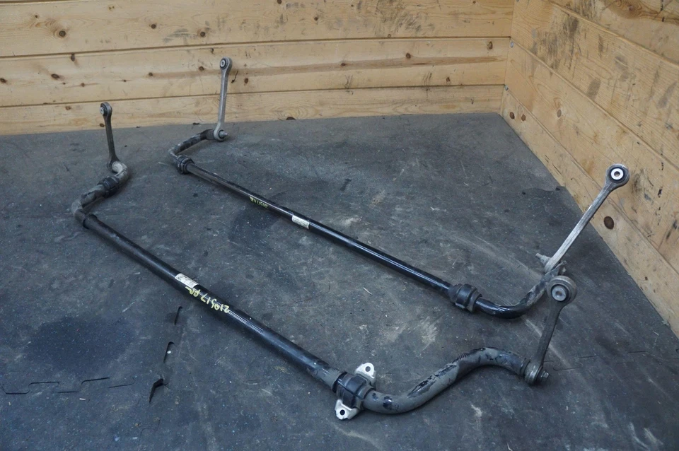 Conjunto de 2 barras oscilantes estabilizadoras anti-rolo dianteiras traseiras fabricante de equipamento original Audi R8 2008-15 - Imagem 1 de 4