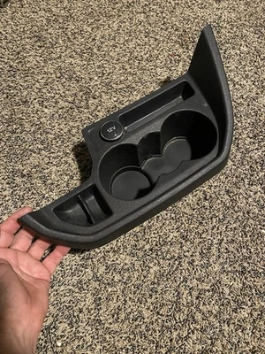 2015-19 Ford Transit 150/250/350 Black Center Dash Cupholder Assembly - Image 1 of 4
