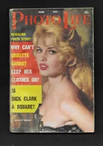 Photo Life Magazine*Brigitte Bardot*June 1958 *Hard To Find *BB Headlight Cover - Picture 1 of 3