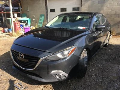 Brazo de control inferior delantero izquierdo 16 MAZDA 3 Foto 1 de 4