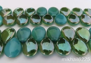 6 12x16mm birnenförmige Tropfen: Milchiger Peridot - Celsian - Bild 1 von 1