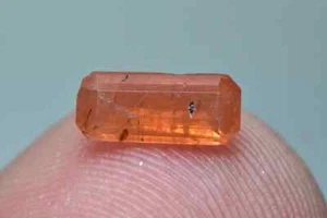 Piedra preciosa triple natural facetada rara de 0,60 quilates - Imagen 1 de 5