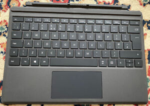Microsoft 1725 Surface Pro 4 /5 / 6 / 7  Type Cover Keyboard British English