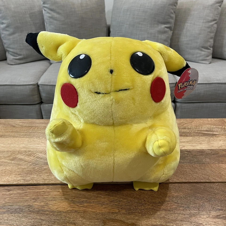 Juguete de peluche Pokémon Fat Pikachu Jumbo 1999 16" con etiqueta Nintendo vintage Foto 1 de 4