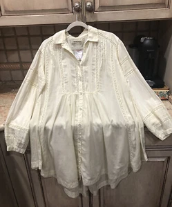 Free People Button Down Crochet Lace Insert Detail Handkerchief Hem Ivory XS NWT - Picture 1 of 5