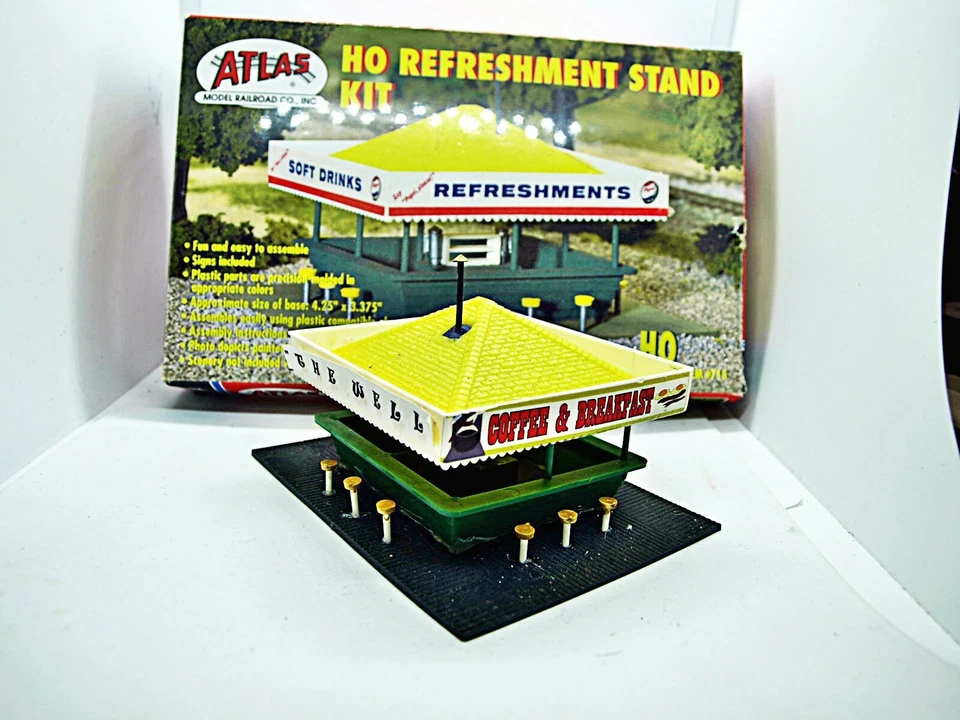 Atlas HO Slot Car Refreshment Stand Built with Org Box - Image 1 of 2