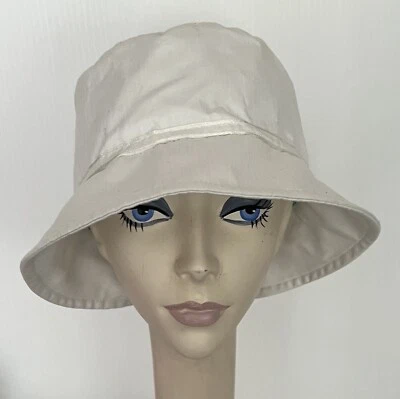 ¡NUEVO CON ETIQUETAS! Tela de algodón BLANCA Betmar DISEÑADOR espalda dividida LIGERA Foto 1 de 4