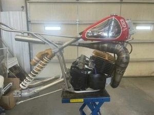 75 76 HUSQVARNA GP360 PFR RENDIMIENTO TUBO Y SILENCIADOR VINTAGE AHRMA "EN STOCK" - Imagen 1 de 1
