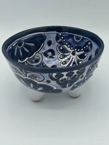 (41D) Blue & white design 6" mexico pottery footed bowl - Picture 1 of 5