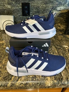 NEU Herren Adidas Racer TR23 Laufschuhe, Größe 9,5 - Bild 1 von 5