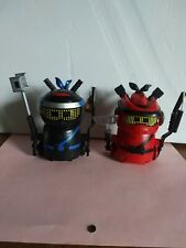Ninja Bots Hilarious Red & Blue Battling Robots Lot of 2 Spinmaster