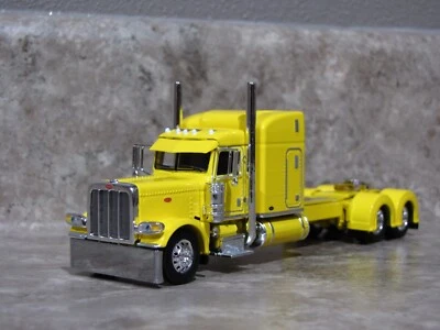 Semirremolque de juguete agrícola Peterbilt 389 amarillo DCP 1/64 Foto 1 de 4