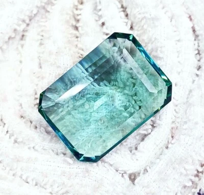 Certified Green Amethyst Emerald Cut 18.10 Ct Loose Gemstone With Free Gift - Image 1 of 4