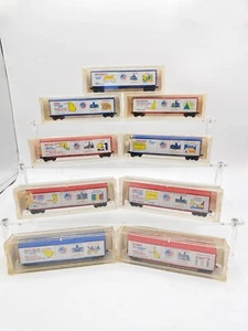 Kadee Micro-Trains N Scale Gauge 50' Bicentennial Box Car Commemorative Train - Picture 1 of 226