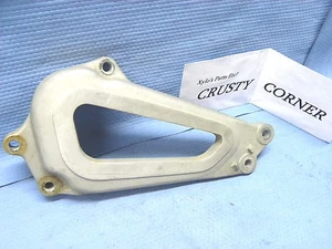 YAMAHA Virago XV750 XV 750 LEFT REAR FOOT REST MOUNT Peg Muffler Bracket #45 - Imagen 1 de 4