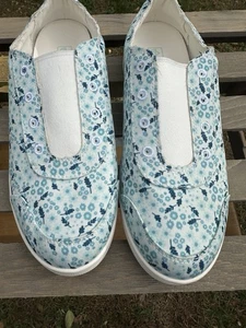 SPENCO Santa Maria Slip On Sneakers Womens Size 9D Canvas floral print - Picture 1 of 16