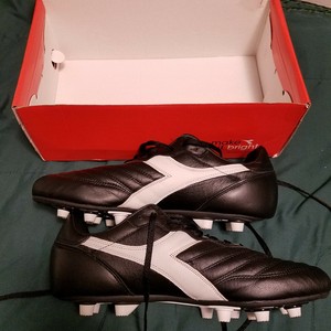 Las mejores ofertas en Nos Diadora 11 Zapatos de fútbol para De hombre |  eBay