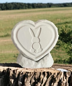 Conejo conejito piedra de Pascua adorno hogar jardín regalo emocionado por lazos religiosos - Imagen 1 de 4