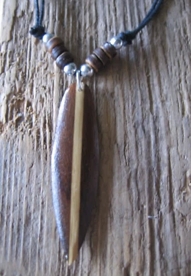 Surfboard Holz Surfkette braun Surfer Halskette Surfschmuck Holzkette Kette - Bild 1 von 3