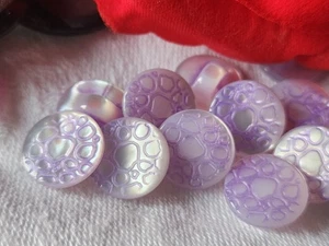 Lot 6 Antique Buttons Mother-of-Pearl Purple Embossed Honeycomb Pied 0 1/2in - Picture 1 of 2