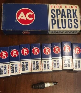 BUJÍAS ACDELCO 40TS CHEVY BUICK ASIENTO CÓNICO 8 BUJÍAS - Imagen 1 de 2