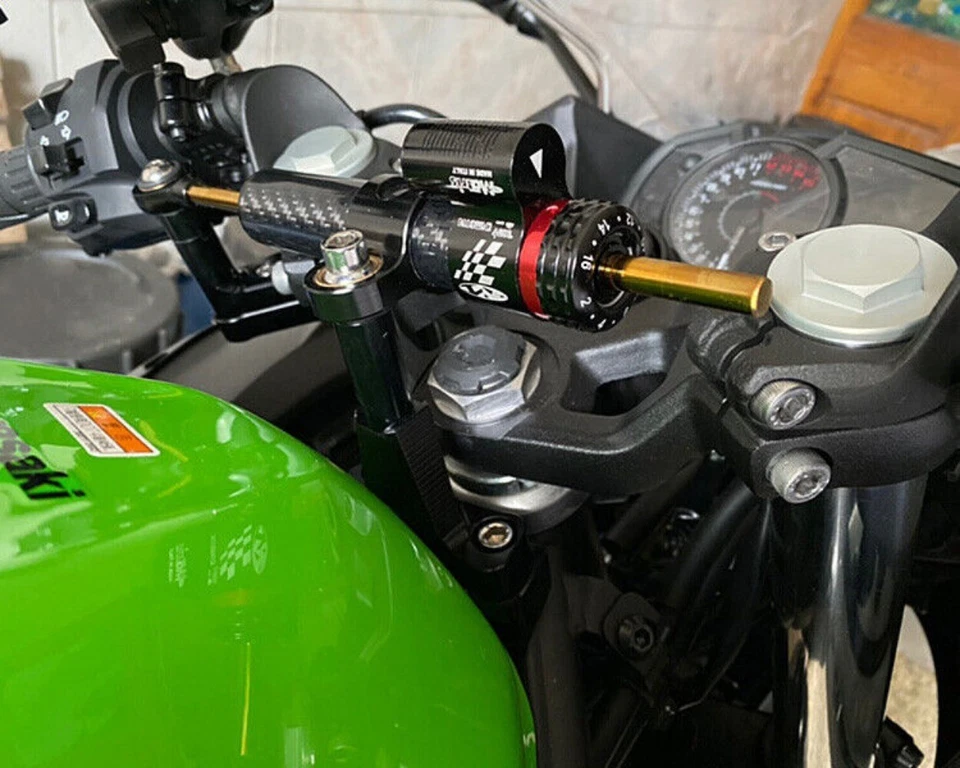 Amortecedor de direção universal para Kawasaki Ninja Honda Yamaha R1 YZF-R3 R25 Tracer - Imagem 1 de 4
