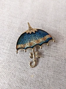 Vintage Shimmer Enamel Pretty Umbrella / Parasol Brooch - Picture 1 of 3