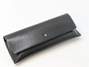 Estuche para gafas de sol Rag & Bone New York de cuero negro - Imagen 1 de 6
