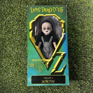 2015 Mezco Living Dead Dolls The Lost in Oz The Lost as Dorothy NIB Sealed RARE - Picture 1 of 4