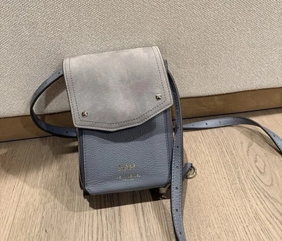 Bolso para teléfono Mam Henri Bendel gamuza cuero bebé azul bandolera plegable raro Foto 1 de 4