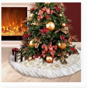 NEW White Faux Fur Plush Snowflake Christmas Tree Skirt 36 inches - Picture 1 of 6
